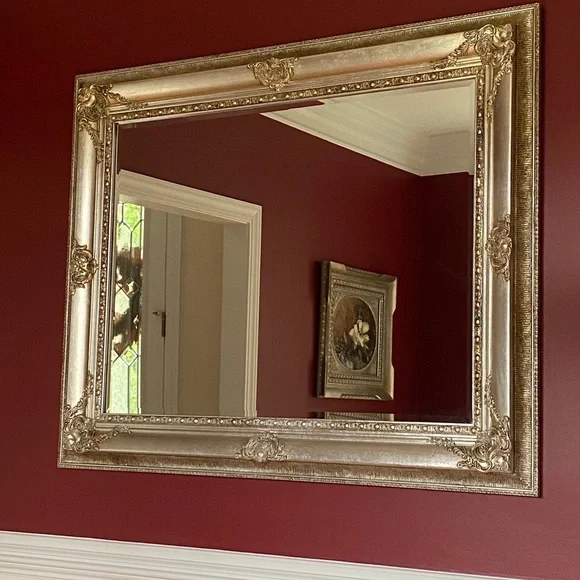 Dining room set - Picture 11 of 14